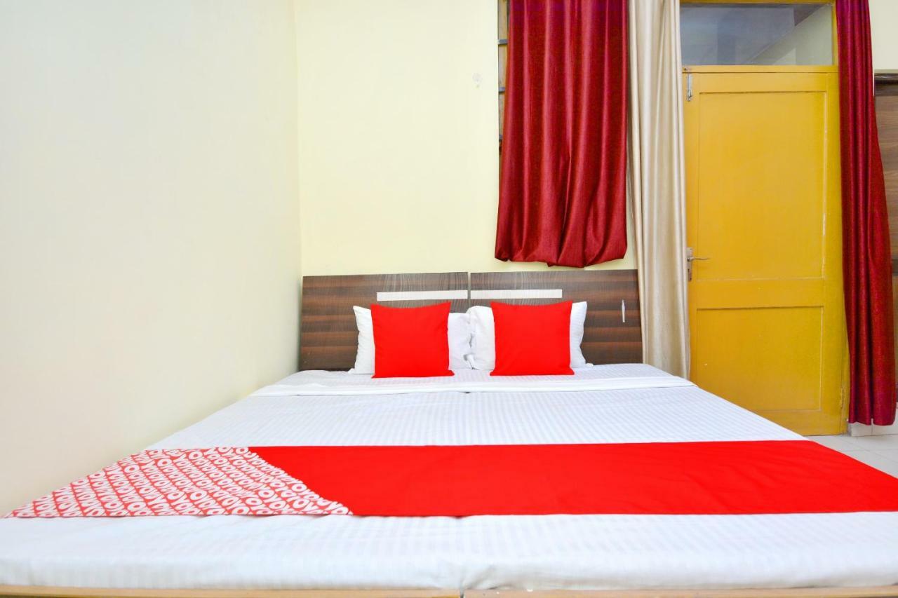 Hotel Oyo 40306 White House Dźalandhar Pokój zdjęcie